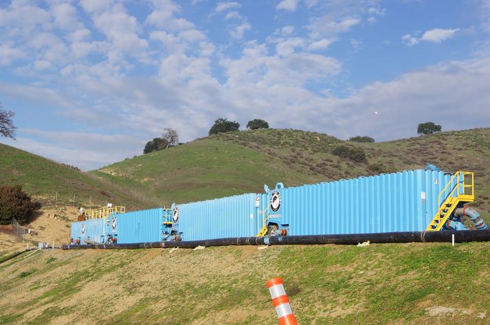 Temporary Recycled Water holding tanks are in place to provide a working reserve for the distribution system while work is done on the reservoir.